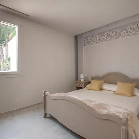 Casina Greca By Rivedelsalento Nardo