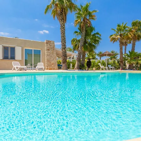 Casina Greca By Rivedelsalento * Nardo