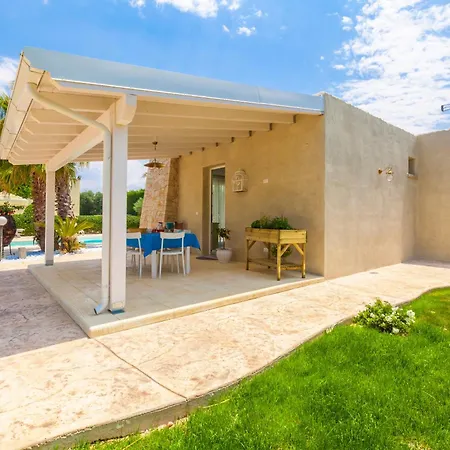 Casina Greca By Rivedelsalento Holiday home *